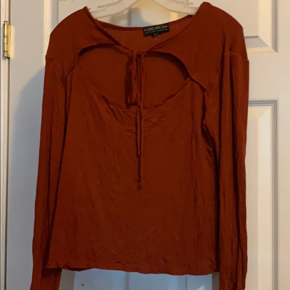 Long Sleeved Scoop neck with Front Tie